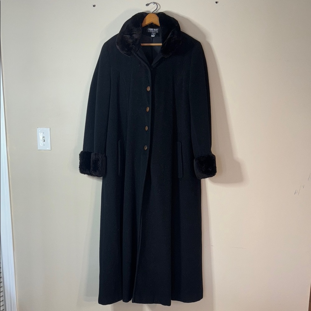 Trench Coat with faux Fur Trim